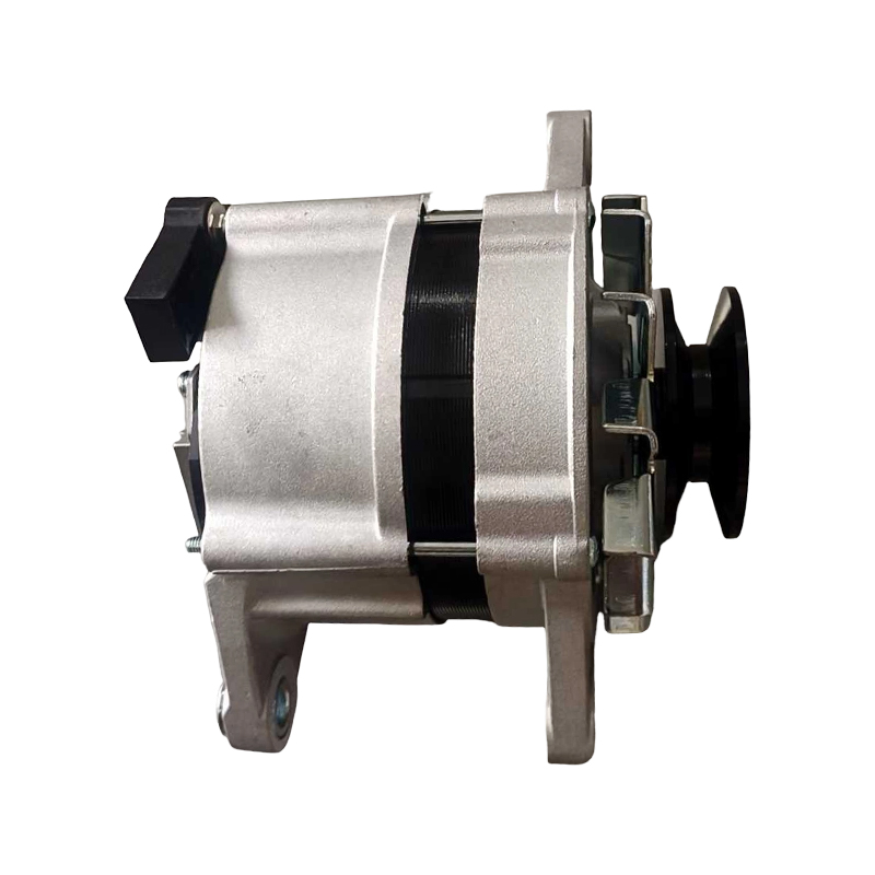 Alternátor Hyundai 24V 45A pro rypadla DAEWOO DX75/80/88